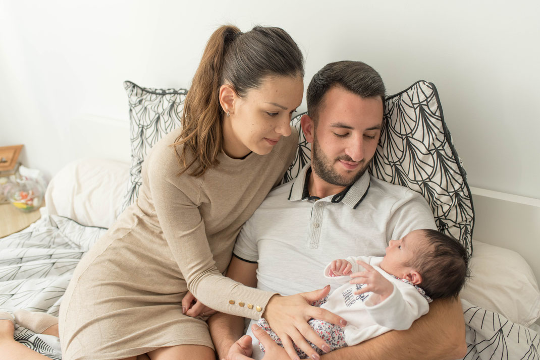 3 choses à savoir pour organiser une séance photo de naissance chez soi